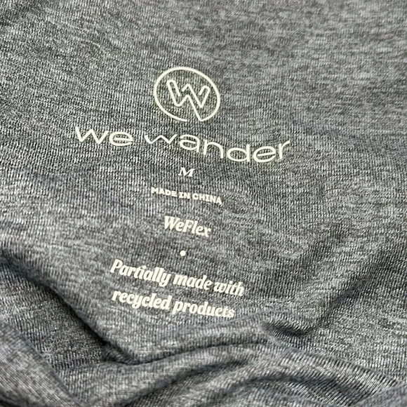 We Wander Women’s Weflex Sybelle Blue Stretch Jumpsuit racerback size medium - Picture 4 of 7